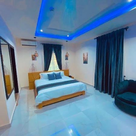 West Wing Hotel ลากอส ภายนอก รูปภาพ