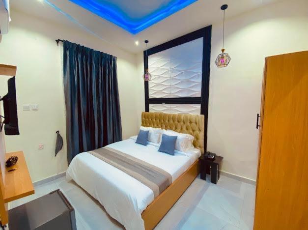 West Wing Hotel ลากอส ภายนอก รูปภาพ