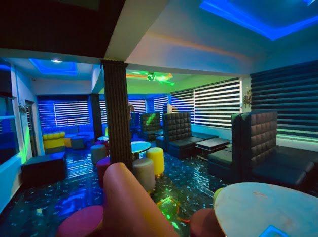 West Wing Hotel ลากอส ภายนอก รูปภาพ